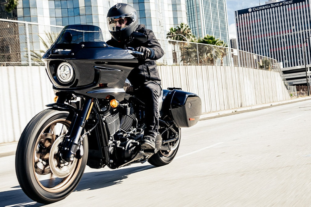 Байк Harley-Davidson Low Rider ST
