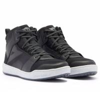 Dainese Ботинки Suburb D-WP Shoes Black/White/Iron-Gate в Санкт-Петербурге